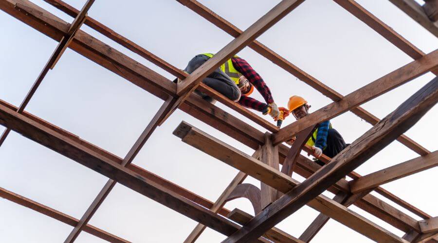 Expert Emergency Roof Repairs services in Laconia, IN