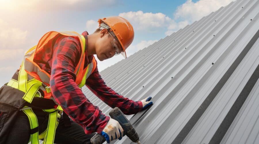 GAF certified roofer in Laconia, IN